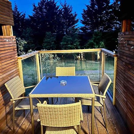 Brownberry Tree Serviced Apartment Cambridge  Exterior photo